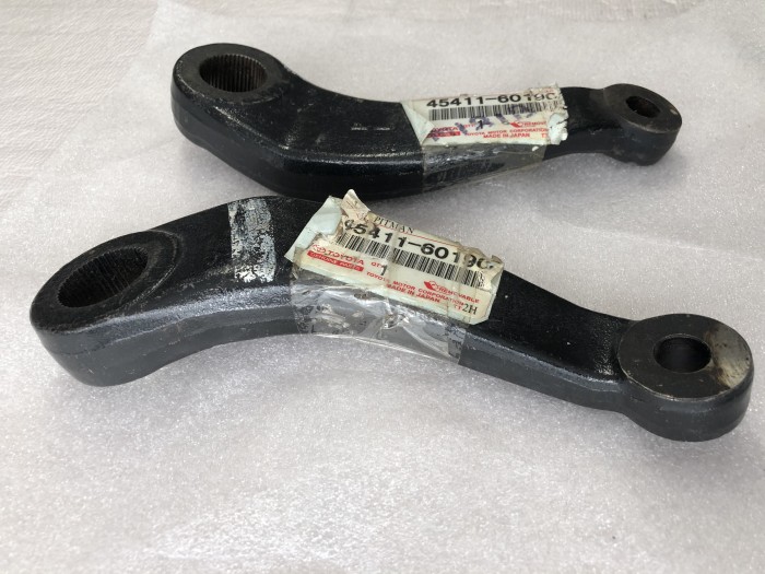 Сошка рулевого механизма TOYOTA LAND CRUISER 4541160190