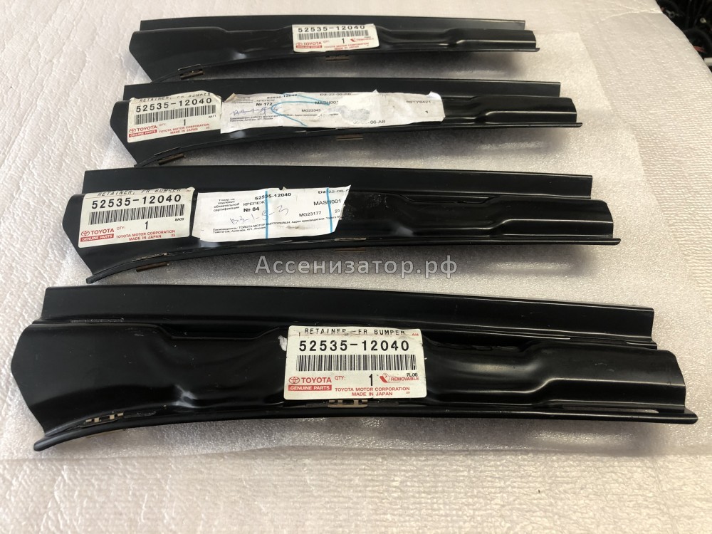 Крепеж TOYOTA Corolla E95 5253512040