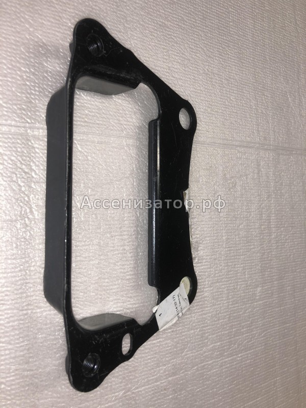 Кронштейн переднего бампера левый LEXUS GS IS TOYOTA 5714230040