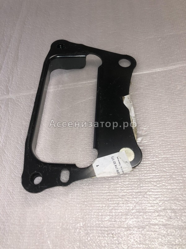 Кронштейн переднего бампера левый LEXUS GS IS TOYOTA 5714230040