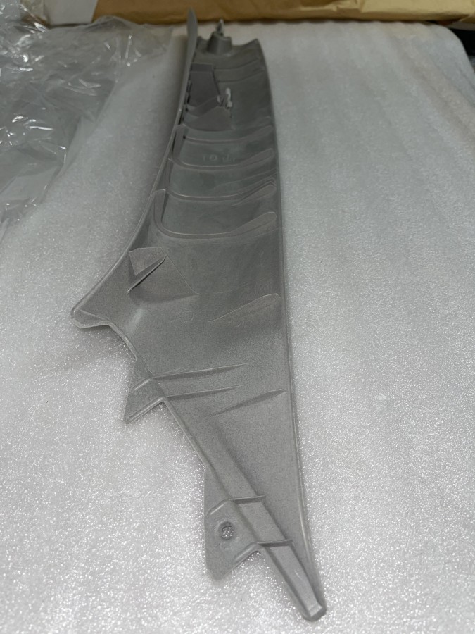 Накладка стойки передней правой TOYOTA CAMRY V30 6221033110B2