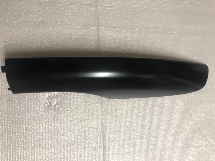 Крышка рейлинга передняя правая TOYOTA Corolla Verso 6349164010C1