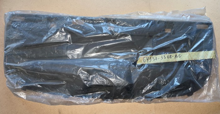 Полка задняя багажника TOYOTA CAMRY V40 2006-2011 6433133080B0