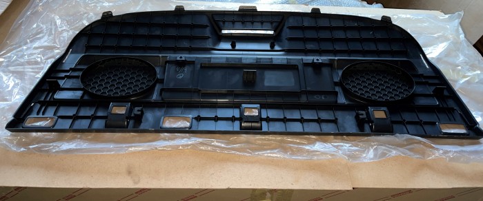 Полка задняя багажника TOYOTA CAMRY V40 2006-2011 6433133080B0