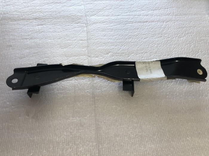 Кронштейн крепления аккумулятора TOYOTA COROLLA E120 2001-2006 7440413041