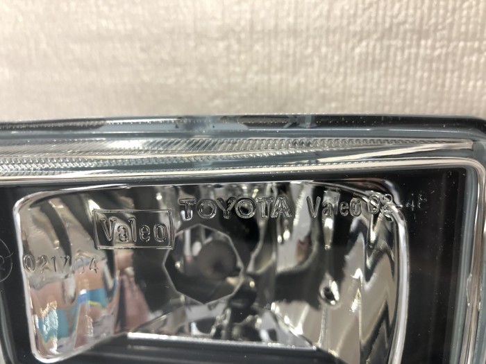 Фара противотуманная TOYOTA COROLLA 120 8122002051