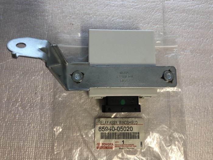Реле стеклоочистителей Toyota Avensis Т250 2003-2008 8594005020