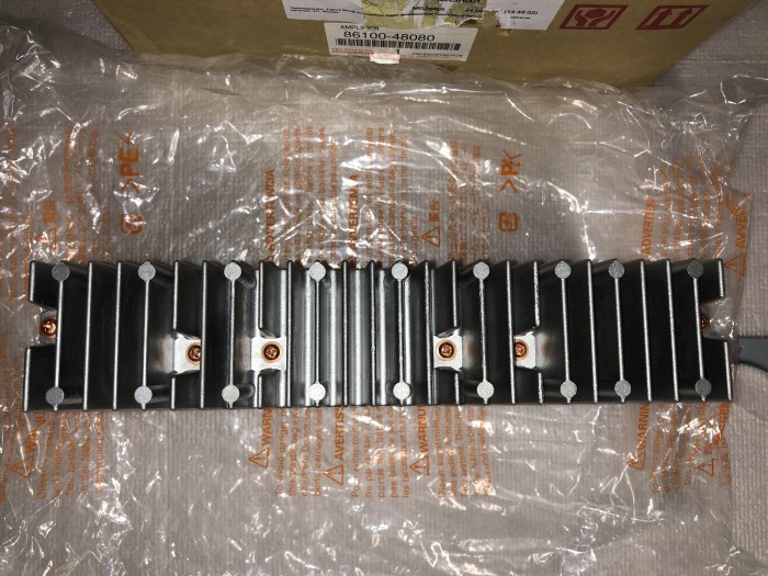 Усилитель акустической системы Lexus RX350 U30 8610048080