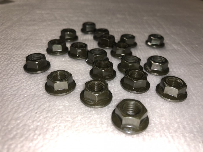 Гайка TOYOTA  7 х 1,5 х 7 х 12 9017808001