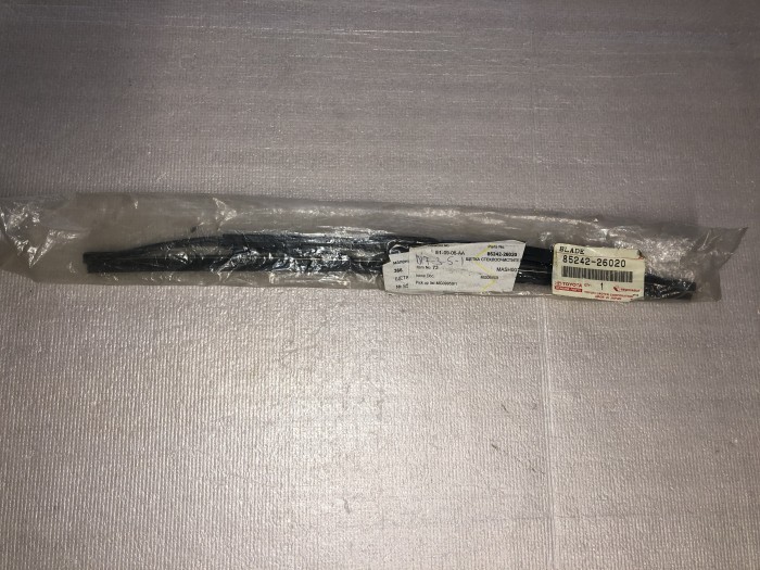 Щетка стеклоочистителя TOYOTA NADIA 8524226020