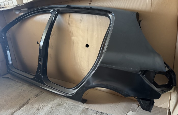 Боковина кузова левая Peugeot 307 8501A6