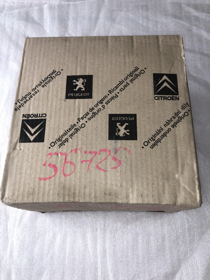 Насос топливный электрический CITROEN PEUGEOT 1525T9