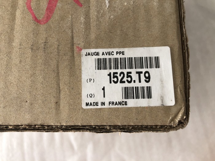 Насос топливный электрический CITROEN PEUGEOT 1525T9