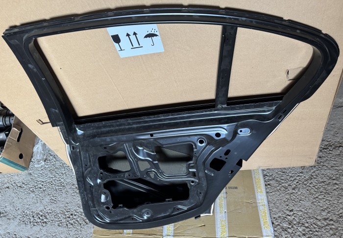 Дверь задняя правая Bmw 3-Series E90 2005-2012 41527152990