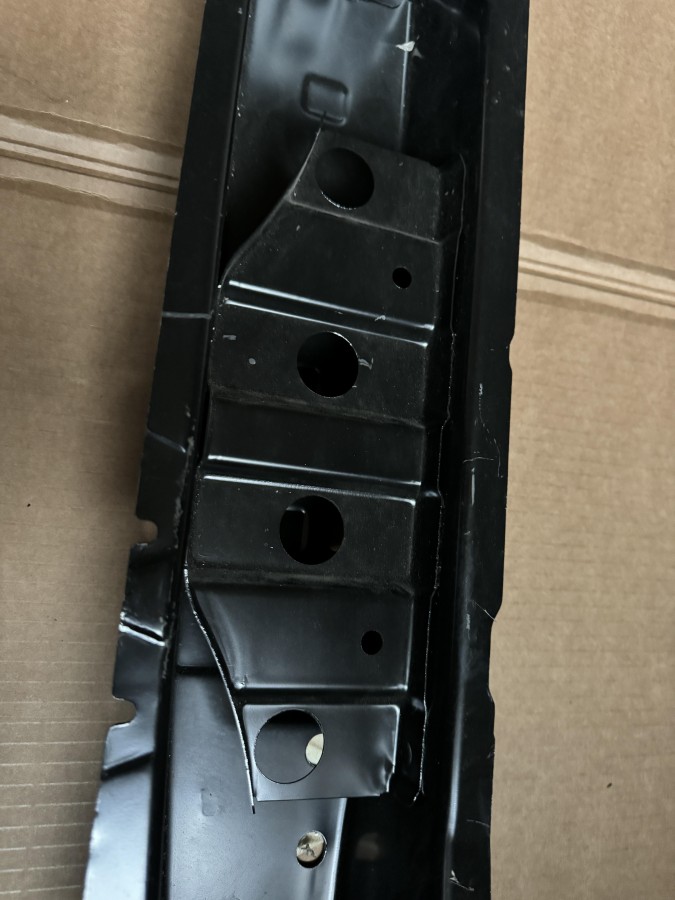 Усилитель кузова Toyota corolla verso 4813197202