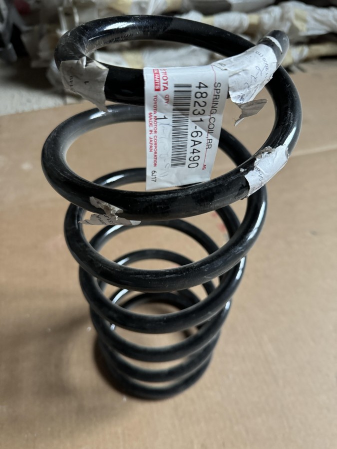 Пружина задняя Toyota Land Cruiser 80 482316A490