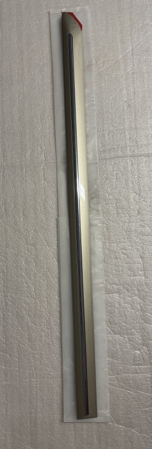 Молдинг задней левой двери TOYOTA CAMRY V30 7574233180E0